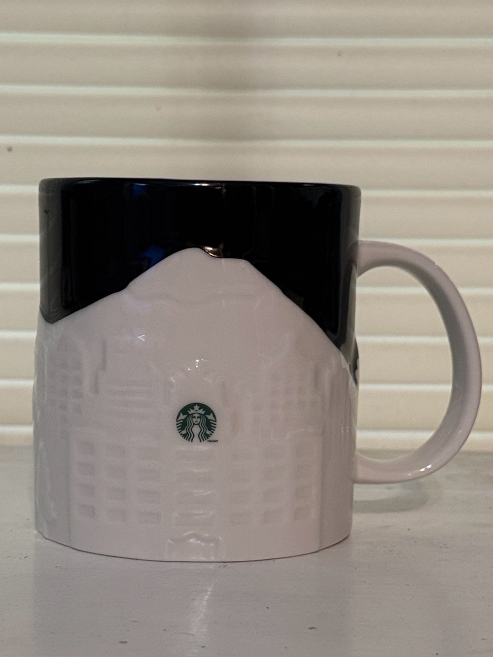 Starbucks 2012 collectors series Seattle mug